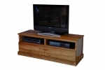 EU 136 - All our Entertainment Units can be customized to suit your individual room. They can be made with a variety of solid timbers including Tasmanian Blackwood, Blue Gum, Tasmanian Oak, Jarrah, Blackbutt and many more. Give us a call with your requirements for an obligation free quote.
