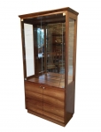 DC 36 is made in Tasmanian Blackwood - 800w x 1570h x 400d - This display cabinet features mirror backing and adjustable glass shelves. Custom options include: A wide range of timbers to choose from, down lights, timber or mirror back, adjustable glass or timber shelves.- All our Display Units can be customized to suit your individual room. They can be made with a variety of solid timbers including Tasmanian Blackwood, Blue Gum, Tasmanian Oak, Jarrah, Blackbutt and many more. Give us a call with your requirements for an obligation free quote.